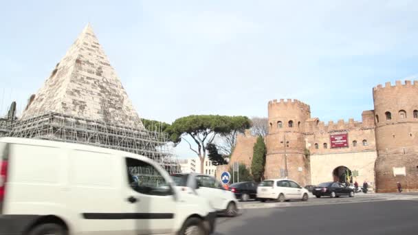 Piramide van cestius in rome — Stockvideo