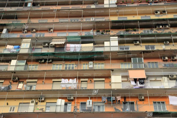 Appartements populaires à Naples, Italie — Photo