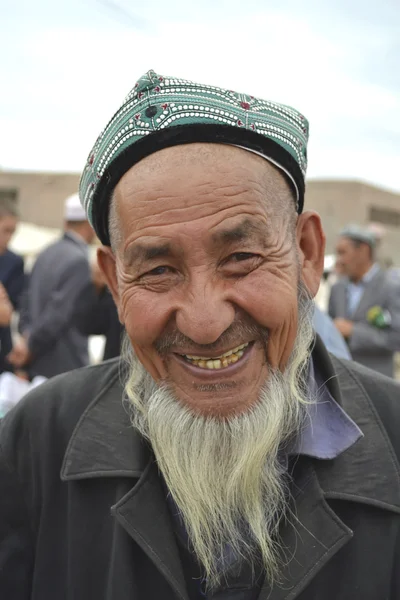 Ανώτερος uyghur εθνικότητα άνθρωπος — Φωτογραφία Αρχείου