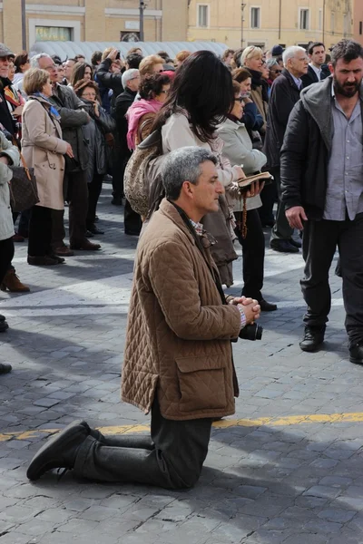 Πάπας francis μου εγκατάσταση μαζικής — Φωτογραφία Αρχείου