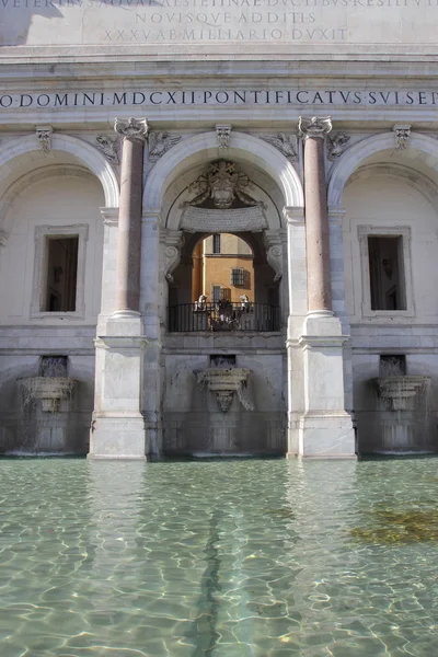 Fontana dell'Acqua Paola v Římě — Stock fotografie