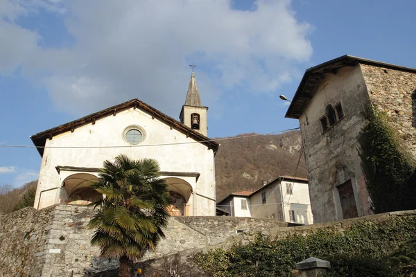 Kerk in roccapietra, Italië — Stockfoto