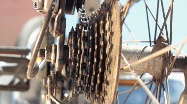 arka mtb kaset zinciri ile