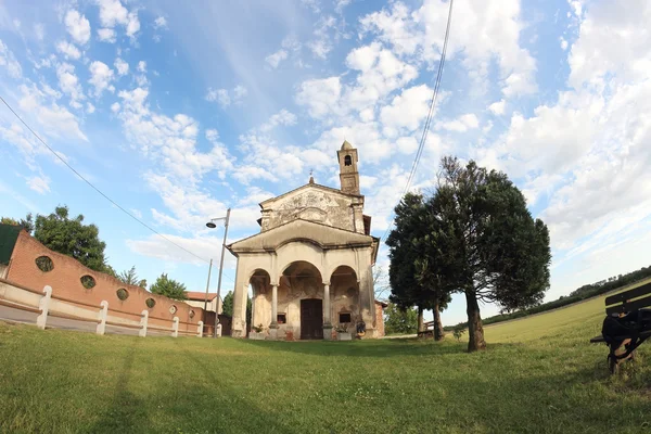 Kleine Kirche aus der Vogelperspektive — Stockfoto