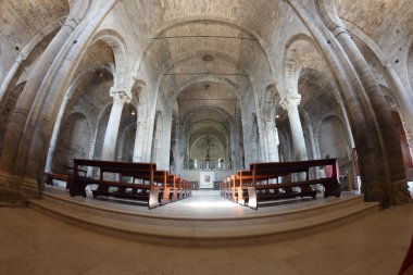 San leo katedral iç