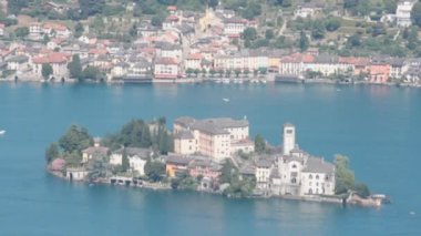 Lake orta görünümü