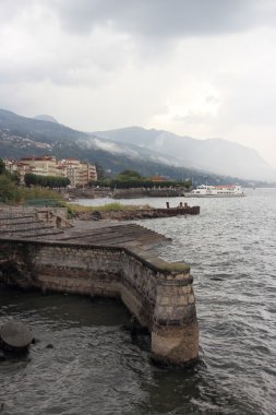 Stresa pier