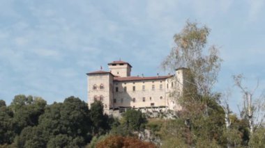 Rocca eski kale angera, İtalya