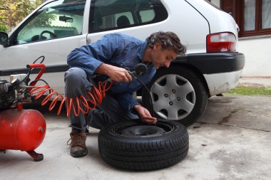 Lastik basıncı teftiş