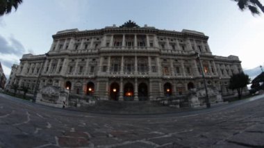 Adalet Sarayı Roma'da
