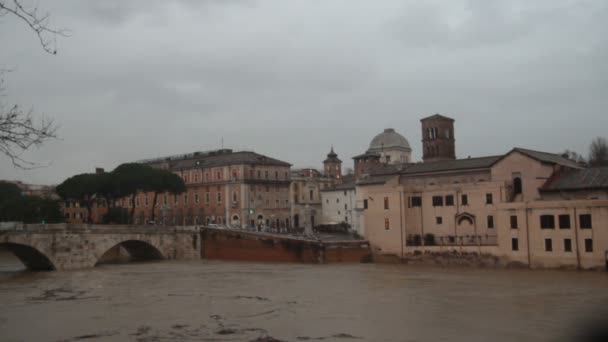 Tiber river breaks its banks — Stock Video