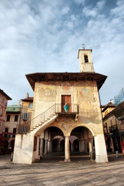 broletto orta, piedmont, İtalya