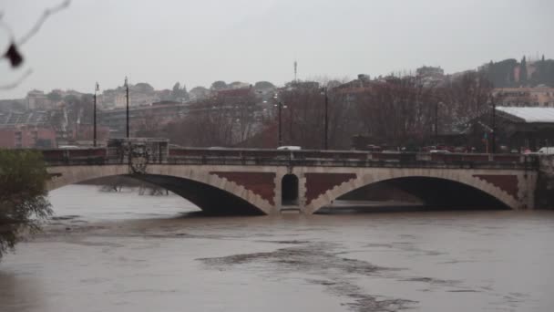 Sisto-Brücke — Stockvideo