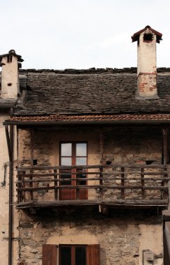 geleneksel cephe Kuzey İtalya