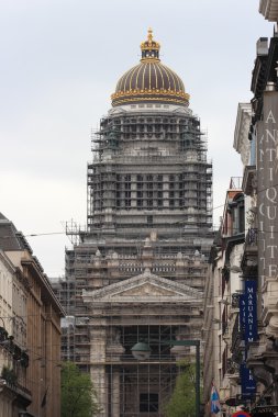 Brüksel hukuk Mahkemeleri