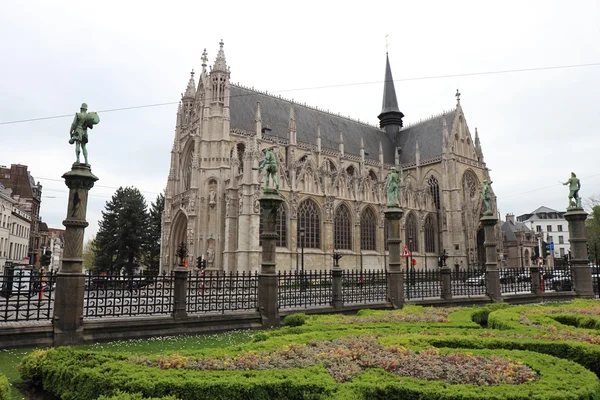 Náš požehnaný lady sablon church — Stock fotografie