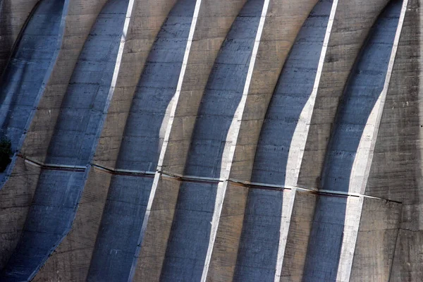 Абстрактные Архитектурные Шаблоны Швейцария Тичино Валь Верзаска Плотина Верзаска — стоковое фото
