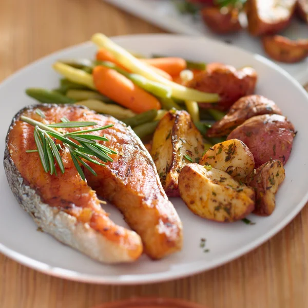 Salmon steak — Stock Photo, Image