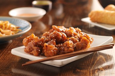 chopsticks Çinli Susamlı tavuk