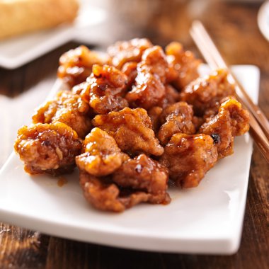 chopsticks Çinli portakal tavuk