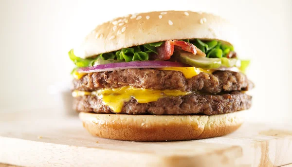 Double cheese burger with bacon — Stock Photo, Image