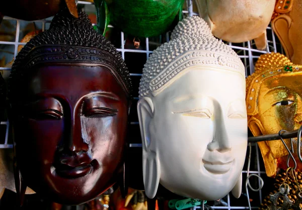La máscara de madera de buddha, Tailandia —  Fotos de Stock