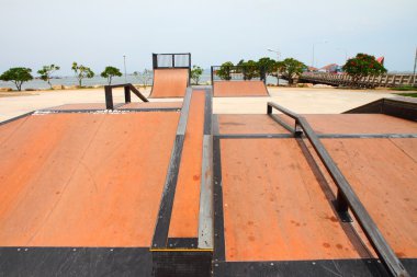 Güzel paten ve diğer spor park