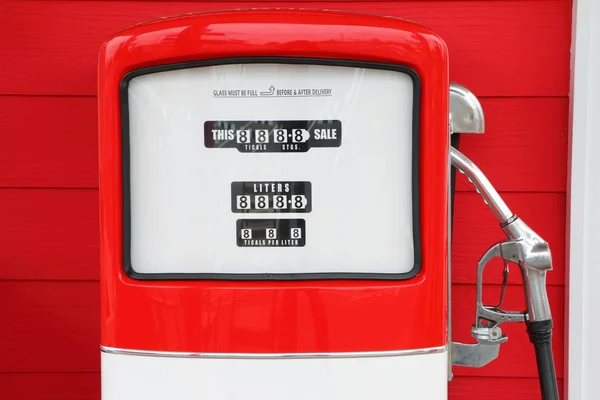 A vintage antique Gasoline fuel pump — Stock Photo, Image