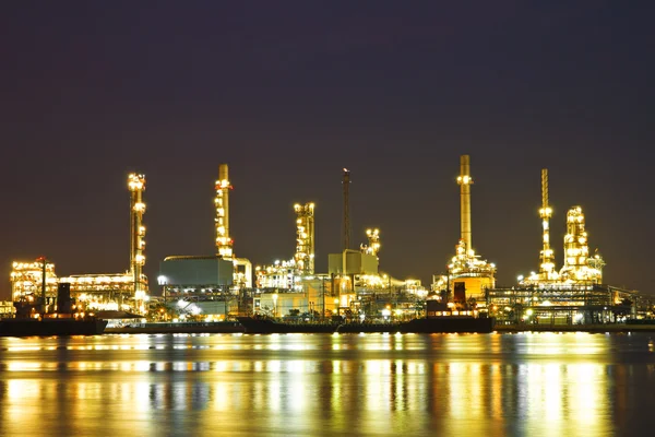 Petrochemical industry — Stock Photo, Image