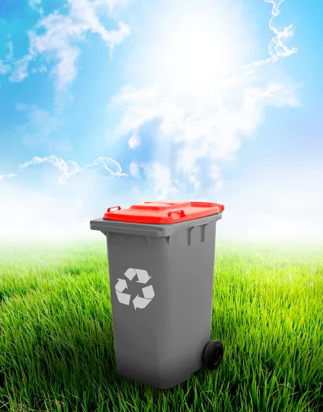 Grijze recycleren bin — Stockfoto