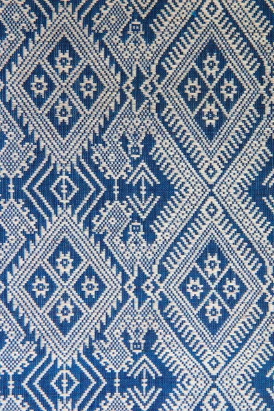 Tradycyjne ręcznie tkane tkaniny w stylu tajskim — Zdjęcie stockowe