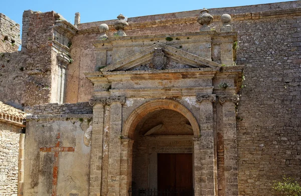 Ortaçağ Katolik Kilisesi. Erice, Sicilya — Stok fotoğraf