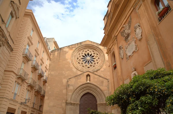 Kerk van sant'agostino in trapani. Sicilië, Italië — Stockfoto