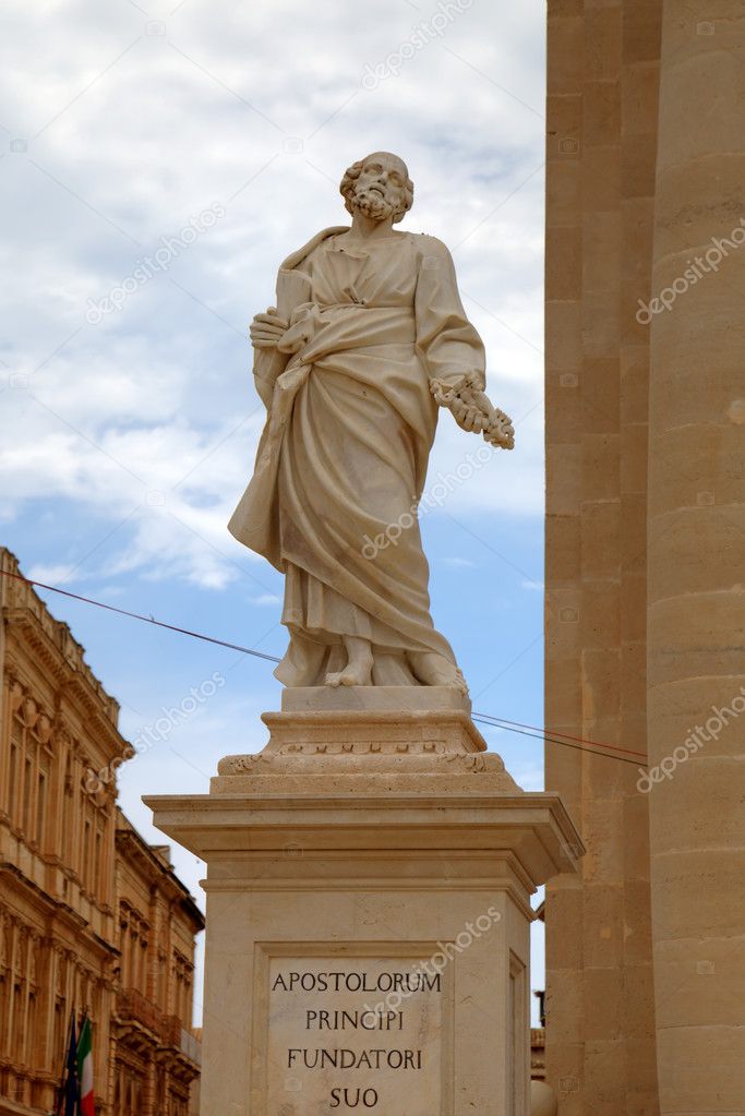 Statue near Cathedral of Siracusa. Sicily, Italy