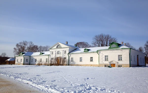 Dům volkonskiy v jasné Poljany. Tula, Rusko — Stock fotografie