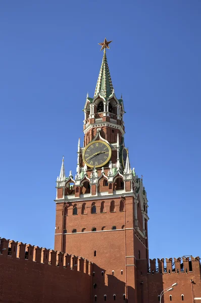 Spasskaya tower of Moscow Kremlin. Red square, Moscow, Russia — Stock Photo, Image