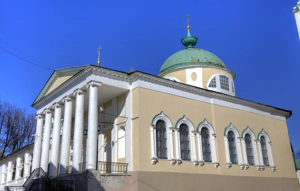 Mosteiro da Transfiguração Sagrada. Yaroslavl, Rússia — Fotografia de Stock