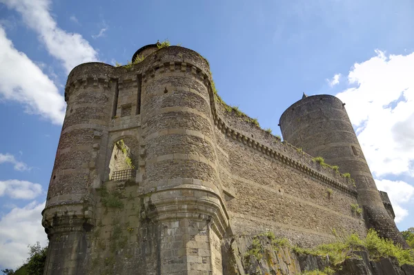Middeleeuws kasteel. Fougeres, Frankrijk — Stockfoto