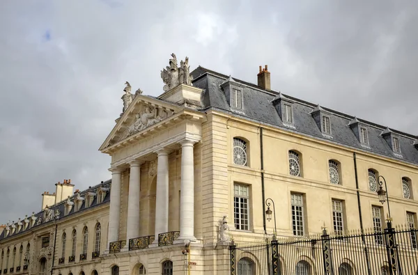 Hôtel de ville dans le Palais des ducs et des États de Bourgogne. Dijon, France Images De Stock Libres De Droits
