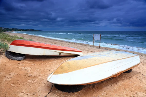 Spiaggia del mare tempesta — Foto Stock