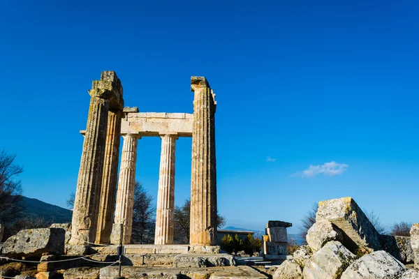Храм Зевса в древней Немее — стоковое фото