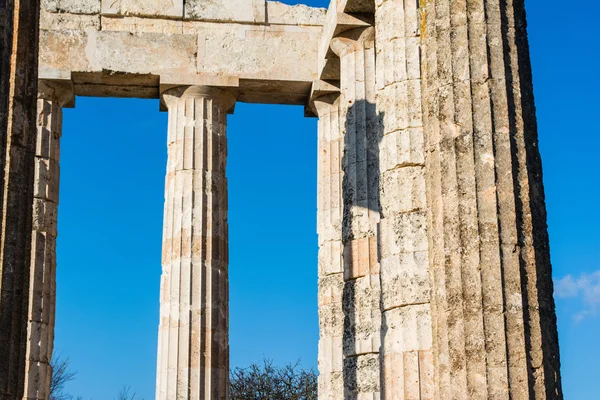 Pillars of ancient Zeus temple — Stock Photo, Image