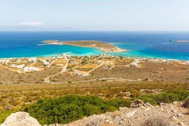 Diakofti limanı Yunanistan 'ın Kythira adasında. Norland Rus gemisinin enkazı çok uzakta..