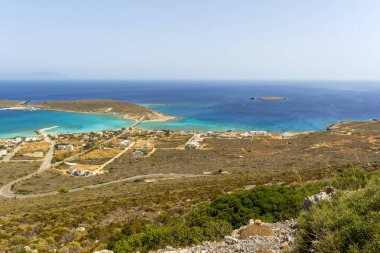 Diakofti limanı Yunanistan 'ın Kythira adasında. Norland Rus gemisinin enkazı çok uzakta..