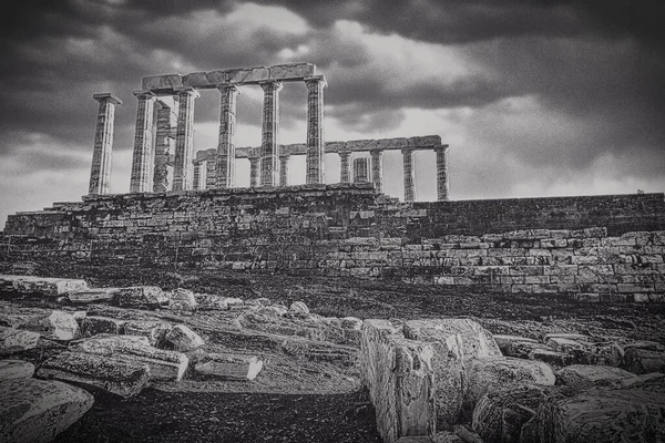 ギリシャでポセイドンの古代寺院の遺跡Sounio岬 ポセイドンはギリシャの海の神です 日没の寺院遺跡のショット アッティカ サウニオン ギリシャの観光名所 — ストック写真