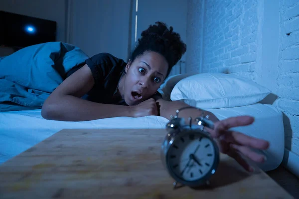 Young Beautiful Afro American Woman Home Lying Bed Late Night — Stock Photo, Image