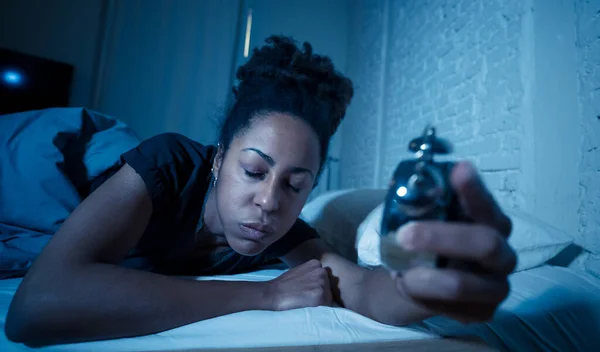 Young Beautiful Afro American Woman Home Lying Bed Late Night — Stock Photo, Image