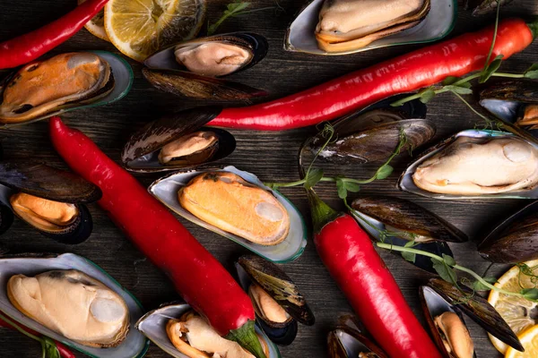 Cooked Mussels Wooden Background Background Decorated Greens Pepper Microgreens Salt — Stock Photo, Image