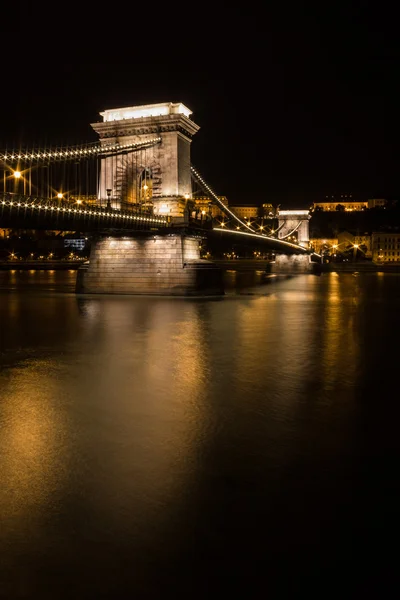 El puente de la cadena de Széchenyi — Foto de Stock
