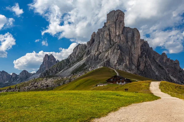 Dolomiterna berg — Stockfoto